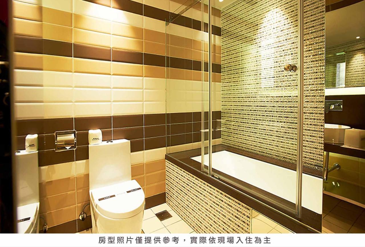 Royal Group Hotel Bo Ai Branch Kaohsiung Exterior foto