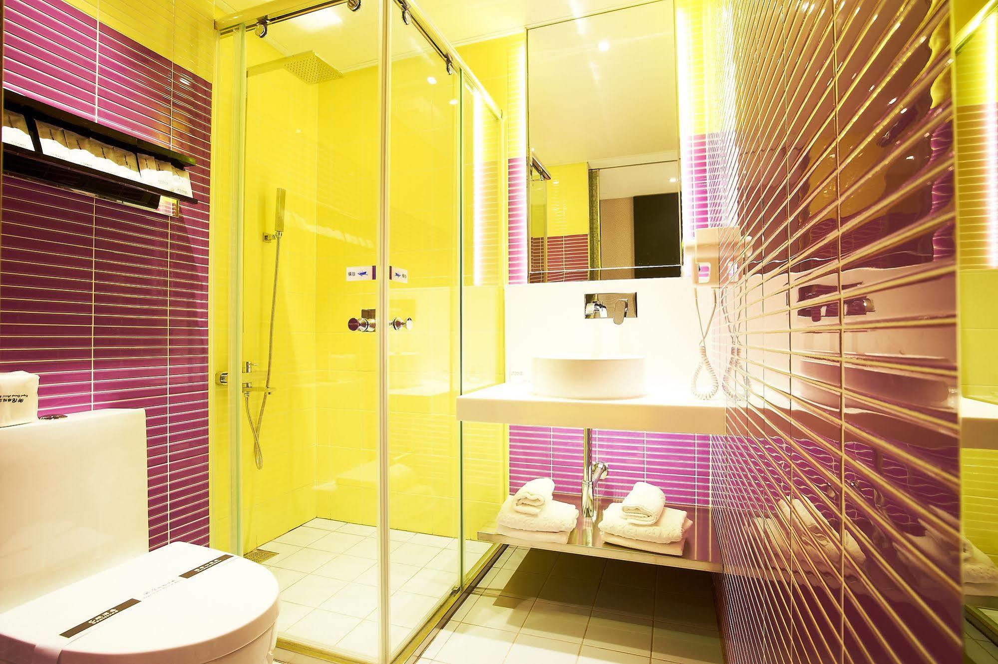 Royal Group Hotel Bo Ai Branch Kaohsiung Exterior foto