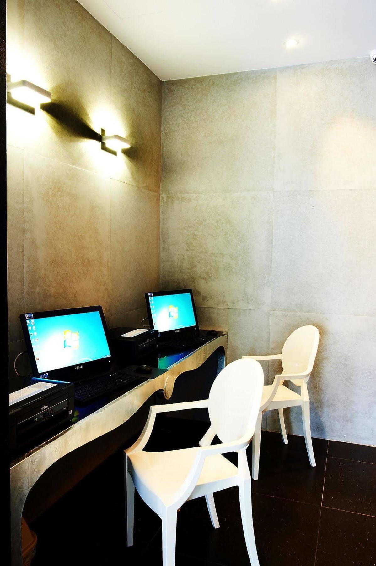 Royal Group Hotel Bo Ai Branch Kaohsiung Exterior foto